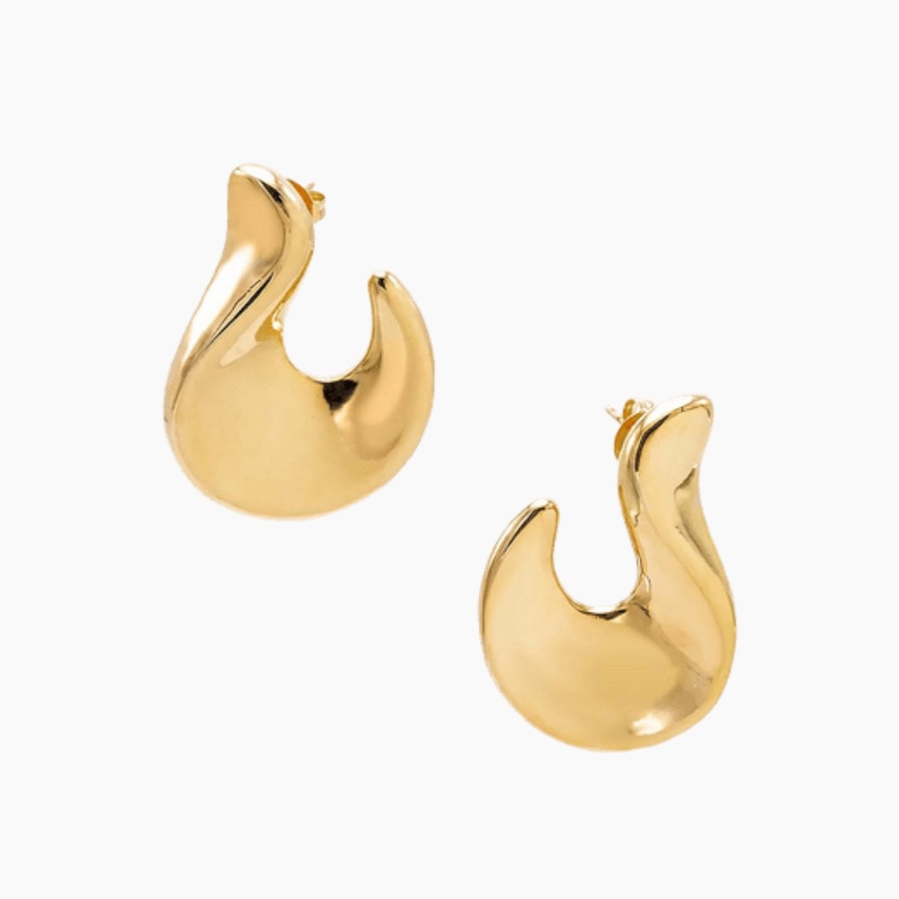 Adina Eden Solid Graduated Curved On The Ear Stud Earring Gold